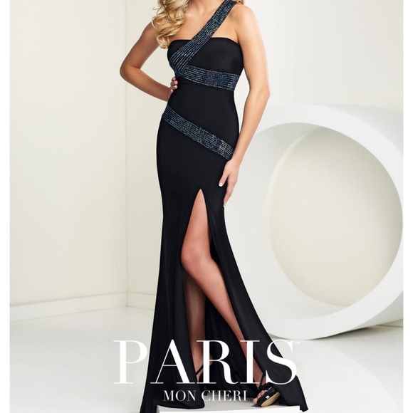 Tony Bowl- Paris by Mon Cheri Gown - Picture 1 of 16